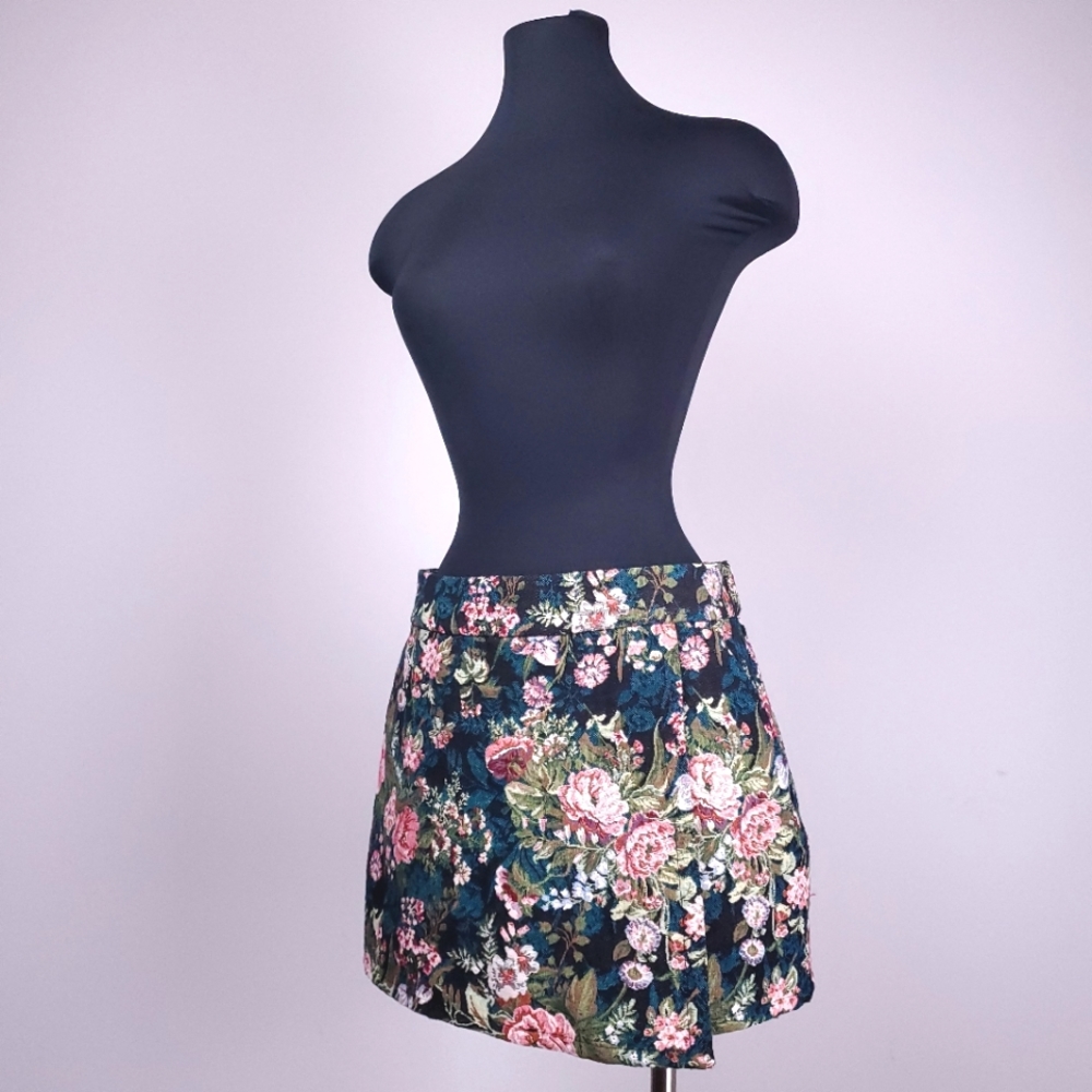 LEITH floral tapestry skort